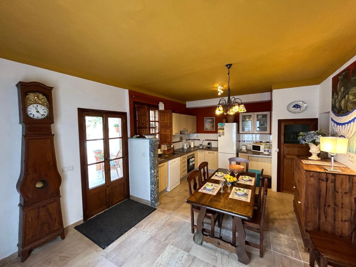 Casa Padrina Burballa María de la Salud Екстериор снимка